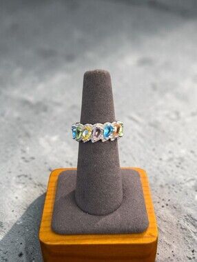 Sassified Boutique Nwt Multicolor Teardrop Crystal Women’s Ring